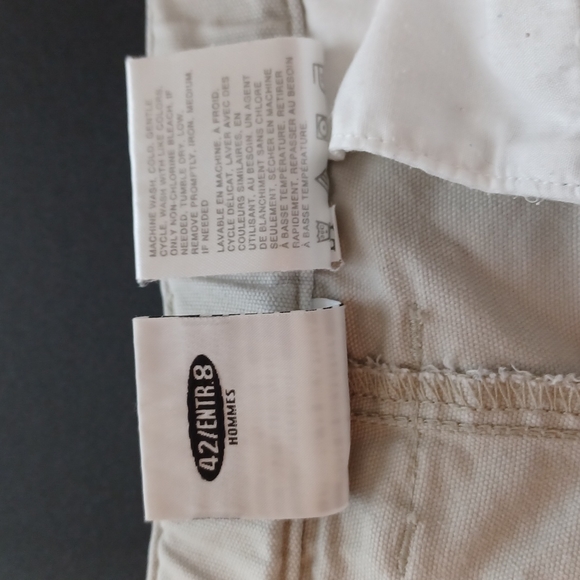 Columbia sportswear men's cargo beige shorts size 42 inseam 8 lots of pockets - Picture 3 of 9